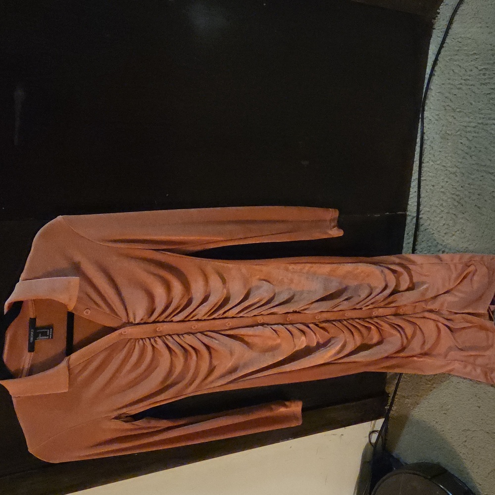 ruched bodycon long sleeve button down midi dress pink size small Forever 21 NWT
